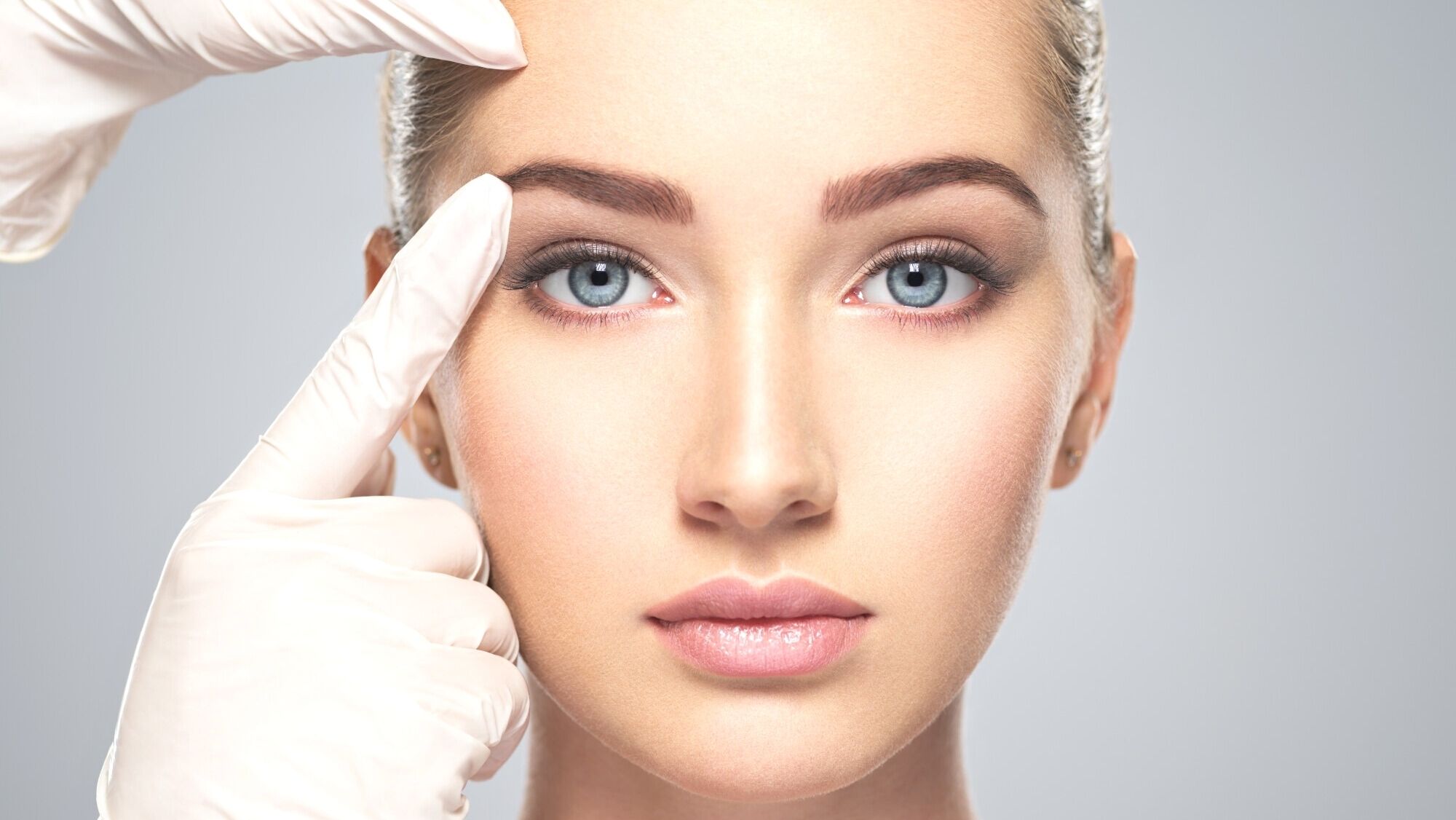 Read more about the article Face and Neck Thread Lifting: The Basics Explained