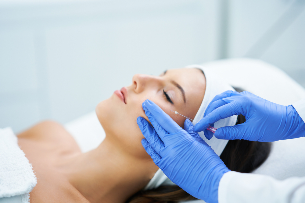 Read more about the article How Long Does Thread Lift Last and What Affects It