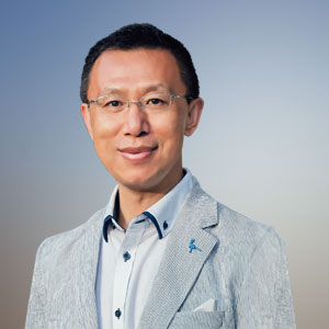 Dr Sam Qin